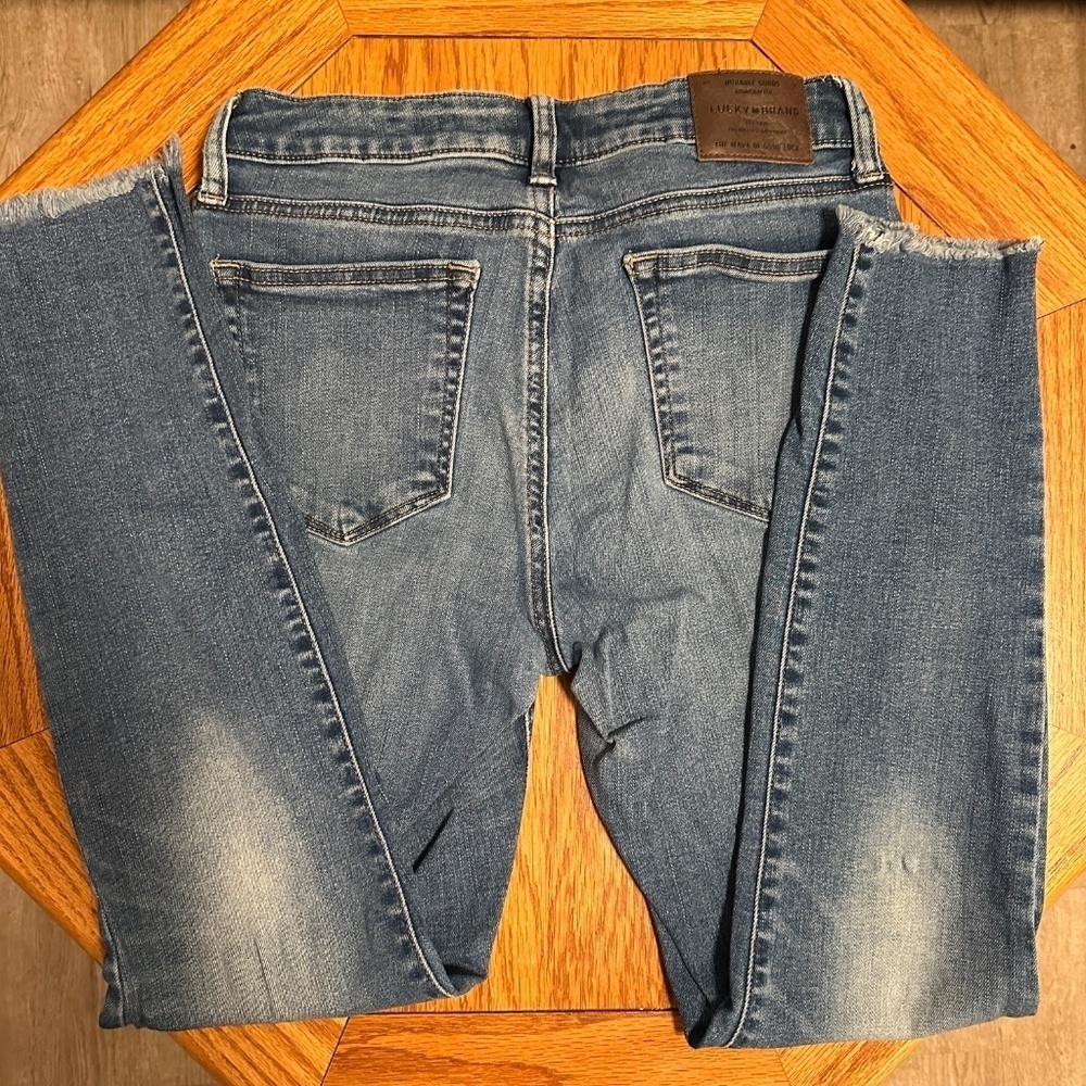 *LUCKY BRAND* Medium Wash Denim Jeans Size 6/28 - Picture 7 of 8